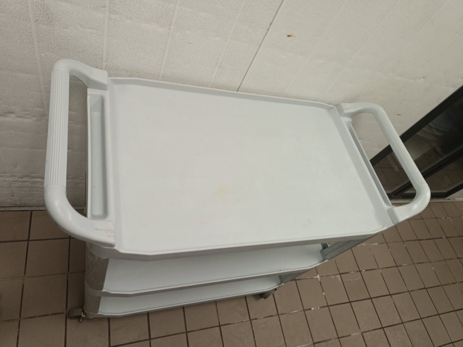 High-touch surface cleaning result